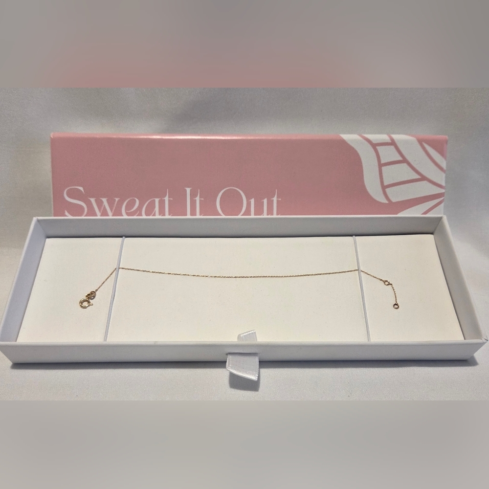 Elegant Gold Necklace